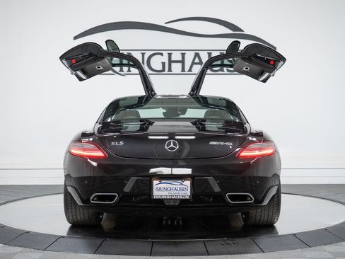 Used 2011 Mercedes-Benz SLS AMG Coupe image 37