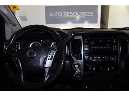 Used 2019 Nissan Titan Platinum Reserve w/ Platinum Utility Package image 38
