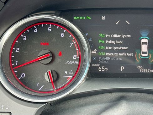 Used 2018 Toyota Camry XSE image 14