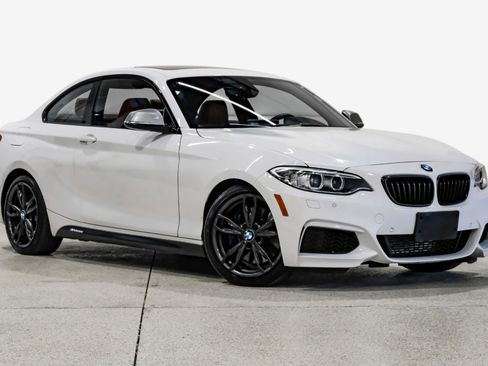 Used 2016 BMW M235i xDrive Coupe image 4