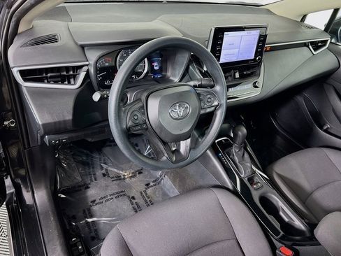 Used 2021 Toyota Corolla LE FWD image 9