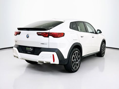 Used 2025 BMW X2 xDrive28i image 9