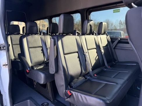 Used 2019 Mercedes-Benz Sprinter 2500 image 16