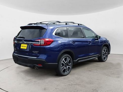 New 2026 Subaru Ascent Limited AWD/4WD image 5