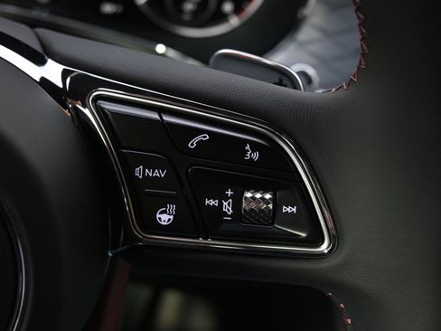 Used 2024 Bentley Continental GT image 42