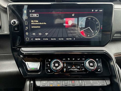 Certified 2023 GMC Sierra 1500 AT4 w/ Technology Package image 11