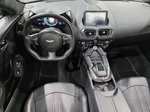 Used 2023 Aston Martin V8 Vantage Roadster RWD image 10