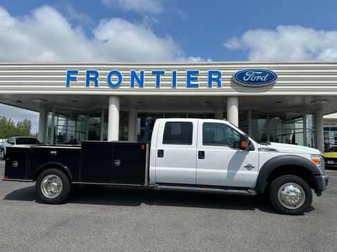Used 2016 Ford F550 4x4 Crew Cab Super Duty image 2