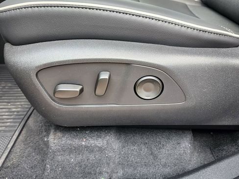 New 2026 Buick Enclave Preferred FWD image 17
