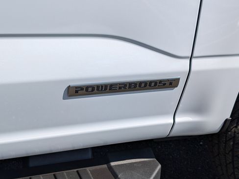 New 2025 Ford F150 Lariat w/ Equipment Group 502A High image 5