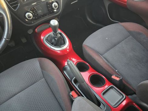 Used 2012 Nissan Juke SV w/ Sport Pkg image 11