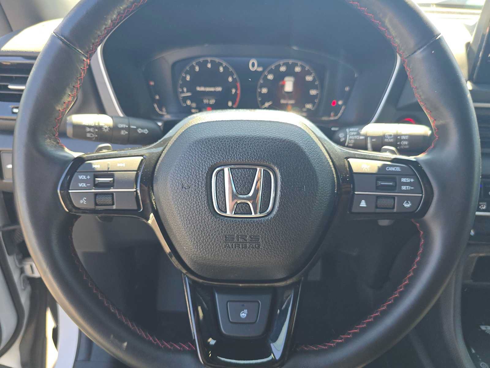 Used 2025 Honda Pilot Black Edition image 23