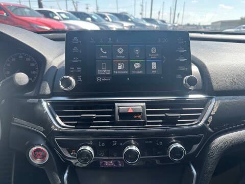 Used 2019 Honda Accord Sport image 16