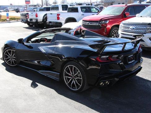 Used 2023 Chevrolet Corvette Stingray Premium Conv w/ Z51 Performance Package image 7
