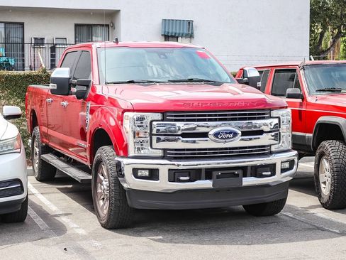 Used 2019 Ford F250 Lariat w/ Tow Technology Bundle AWD/4WD image 3