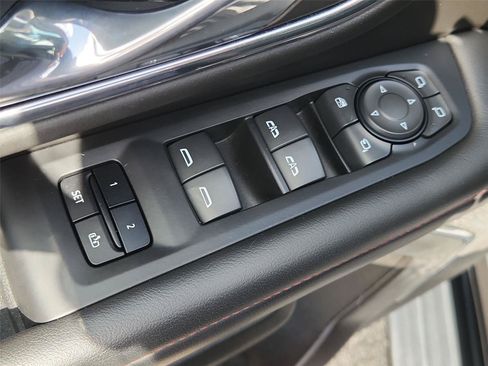 Used 2023 Chevrolet Suburban RST w/ Luxury Package AWD/4WD image 24