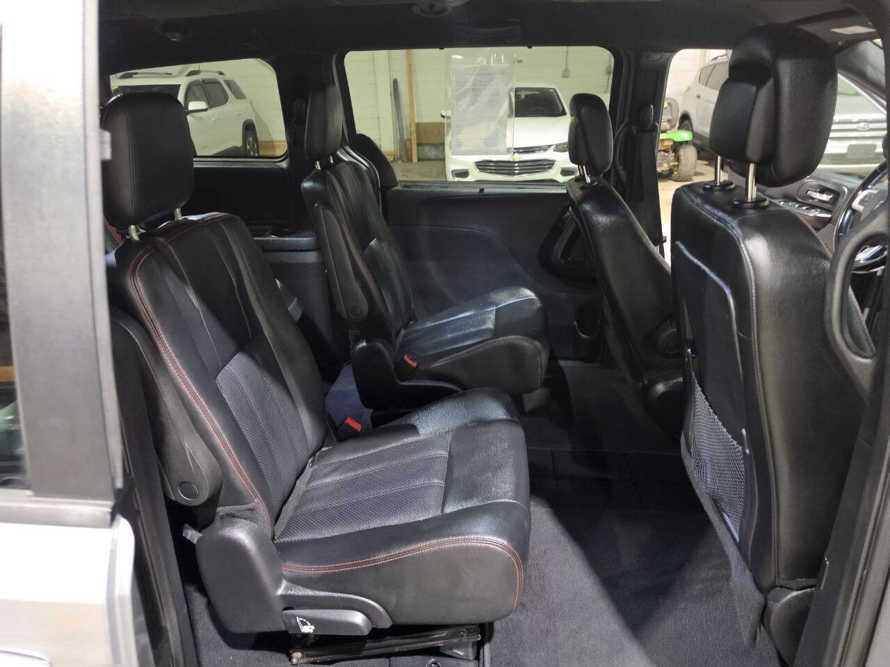 Used 2019 Dodge Grand Caravan GT FWD image 30