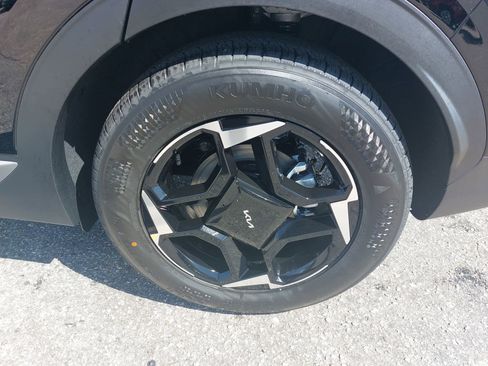 New 2026 Kia Sportage EX image 36