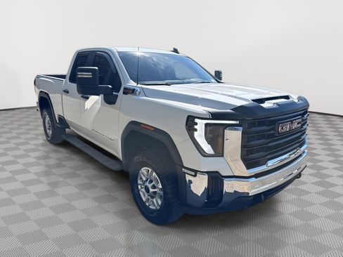 Used 2024 GMC Sierra 2500 Pro w/ Convenience Package image 4