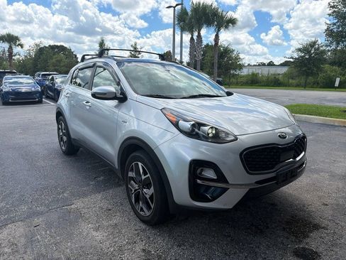 Used 2020 Kia Sportage EX w/ Option Group 15 AWD/4WD image 3