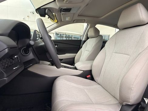 Used 2026 Honda Accord SE image 4