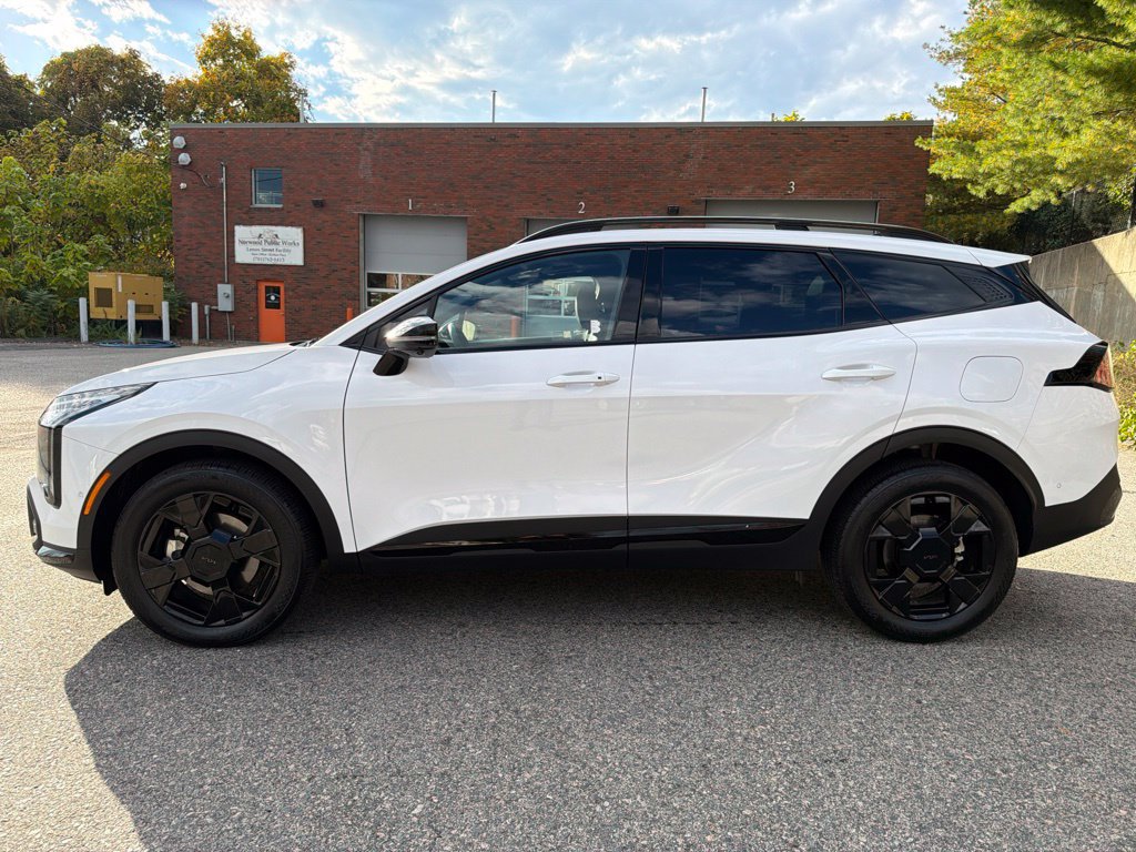 Certified 2026 Kia Sportage X-Line w/ X-Line Technology Package AWD/4WD image 3