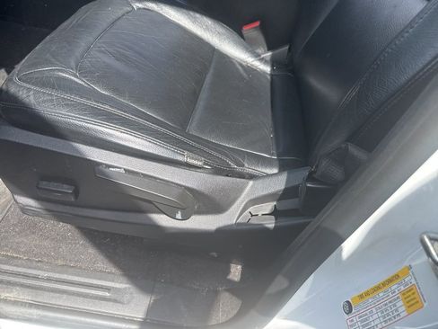 Used 2019 Chevrolet Colorado LT w/ LT Convenience Package RWD image 9