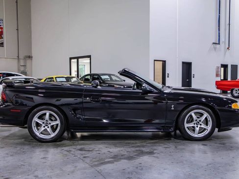 Used 1998 Ford Mustang Cobra RWD image 7