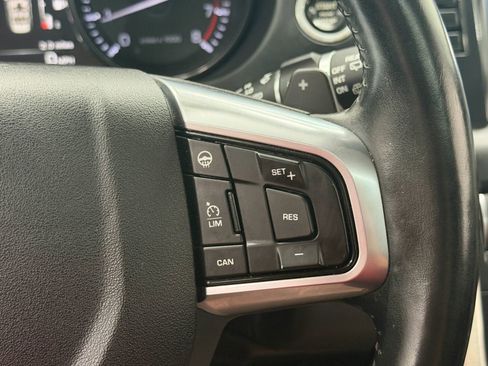 Used 2016 Land Rover Discovery Sport HSE AWD/4WD image 27