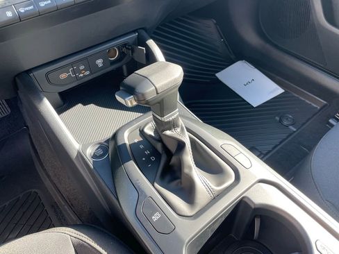 New 2026 Kia K4 FWD image 18