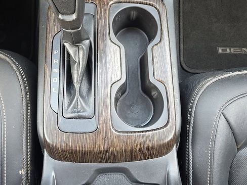 Used 2019 GMC Canyon Denali image 19
