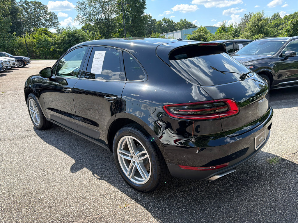 Used 2018 Porsche Macan AWD/4WD image 5