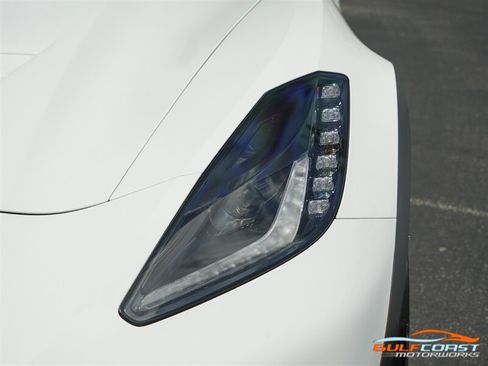 Used 2016 Chevrolet Corvette Z06 w/ 3LZ Preferred Equipment Group RWD image 3