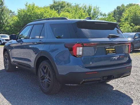 New 2026 Ford Explorer ST-Line w/ ST-Line Street Pack AWD/4WD image 3