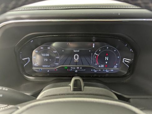 Used 2023 GMC Yukon Denali Ultimate AWD/4WD image 17
