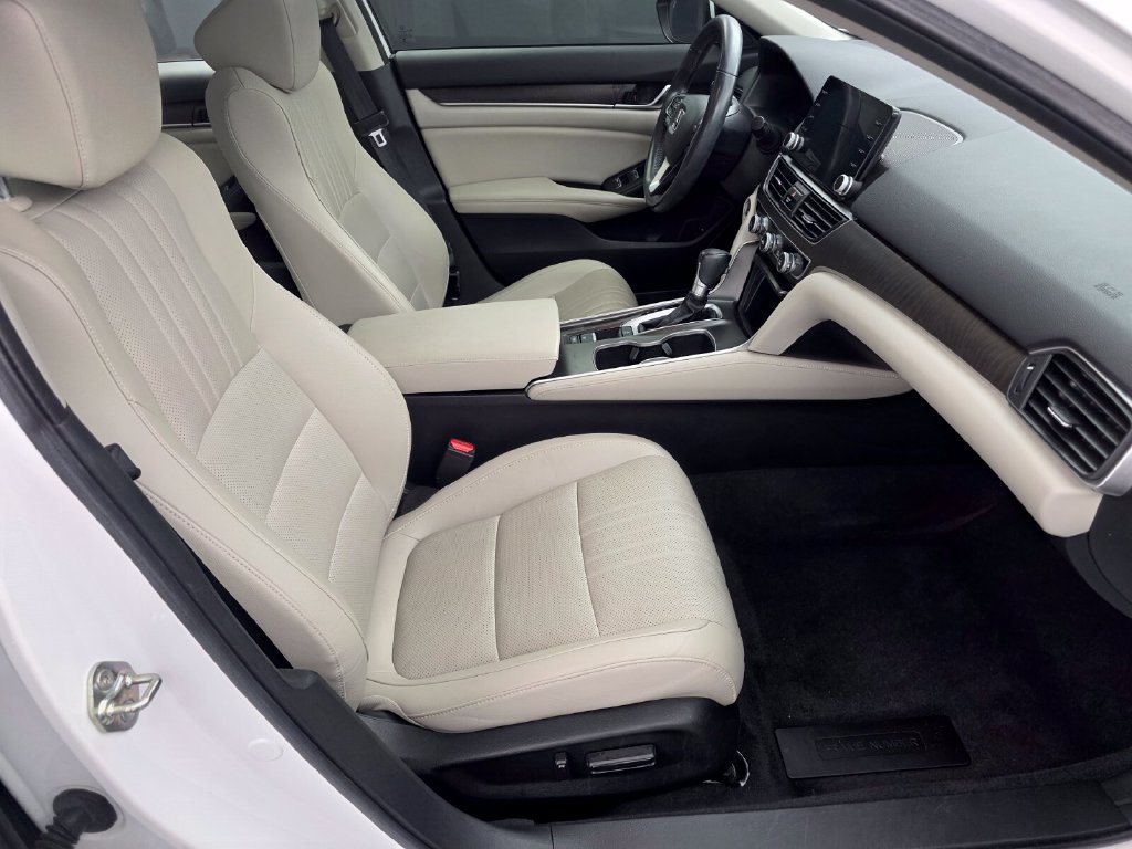 Used 2019 Honda Accord EX-L image 26
