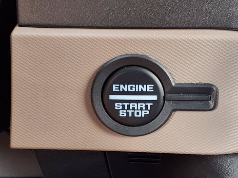 Used 2024 Ford Bronco Wildtrak AWD/4WD image 11