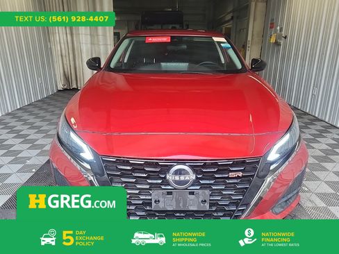 Used 2024 Nissan Altima 2.5 SR w/ SR Premium Package AWD/4WD image 1