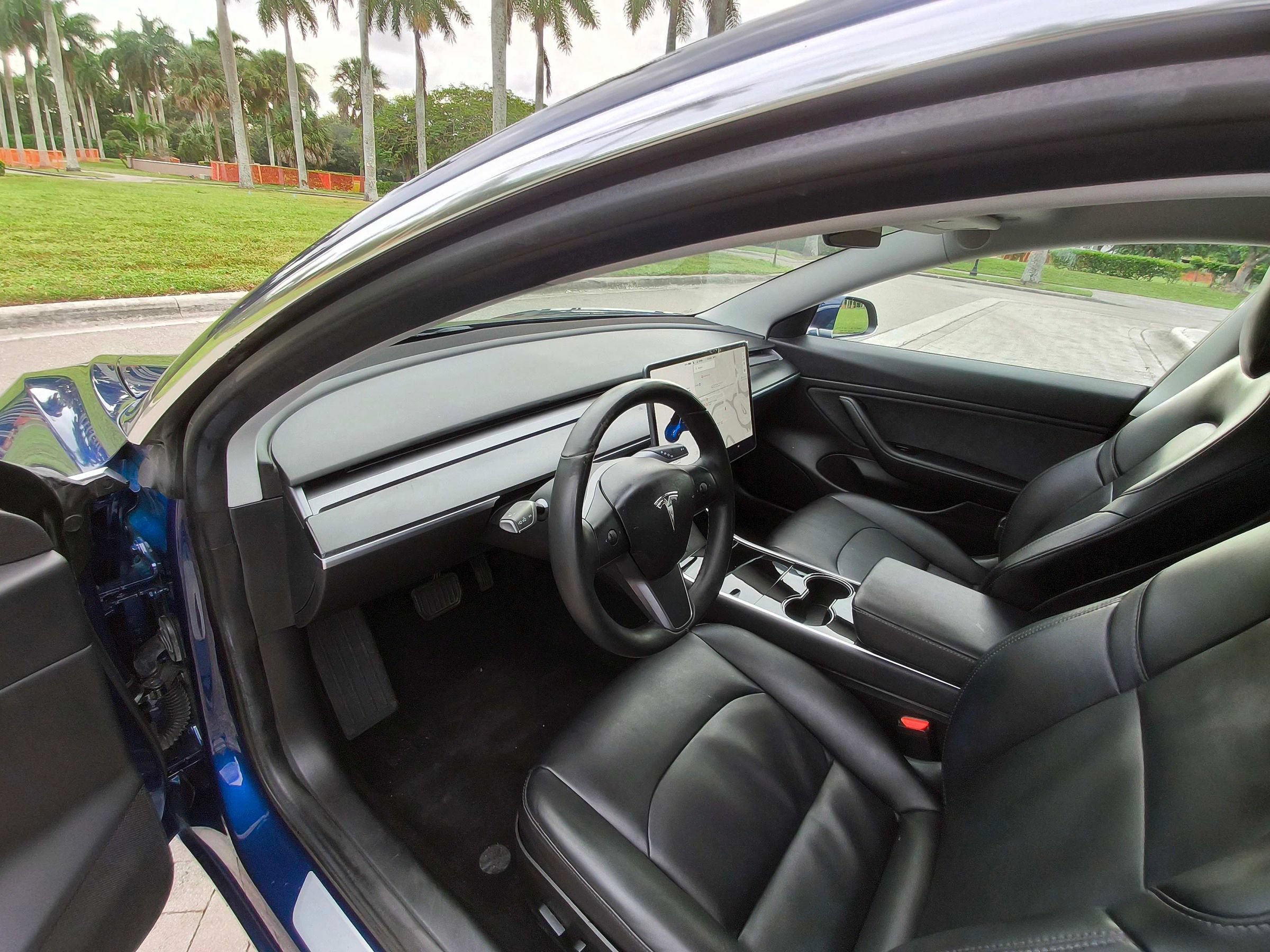 Used 2018 Tesla Model 3 Long Range RWD image 14