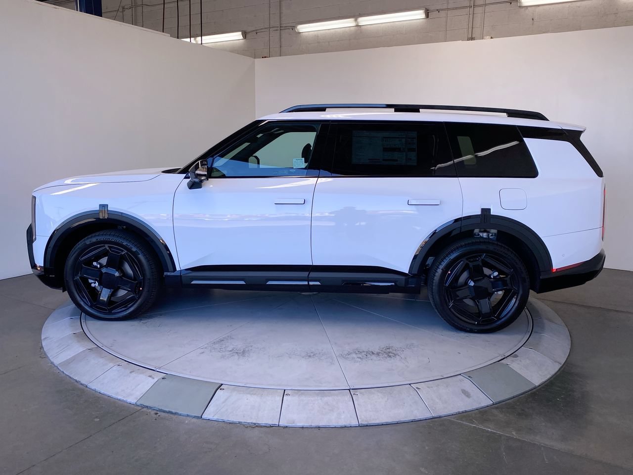 New 2027 Kia Telluride SX X-Line AWD/4WD image 2
