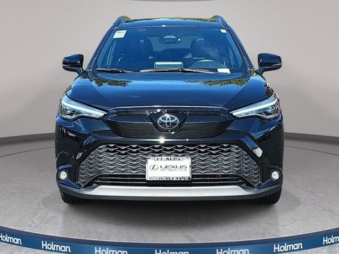 Used 2025 Toyota Corolla Cross AWD Hybrid w/ Convenience Package image 3