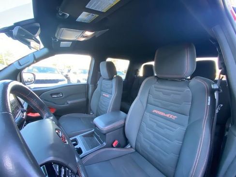Used 2022 Nissan Frontier PRO-4X image 20