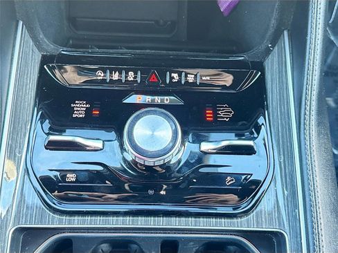 Used 2022 Jeep Wagoneer Series III image 17