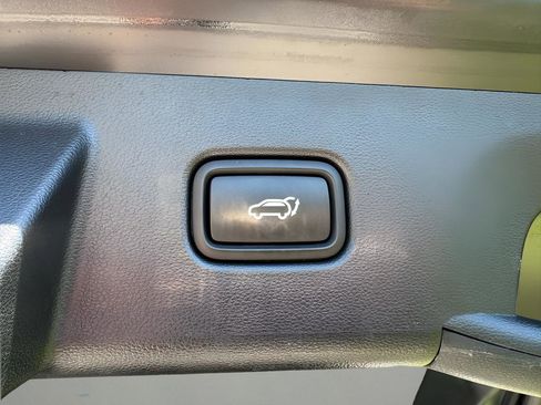Used 2024 Hyundai Tucson SEL w/ Convenience Package AWD/4WD image 12