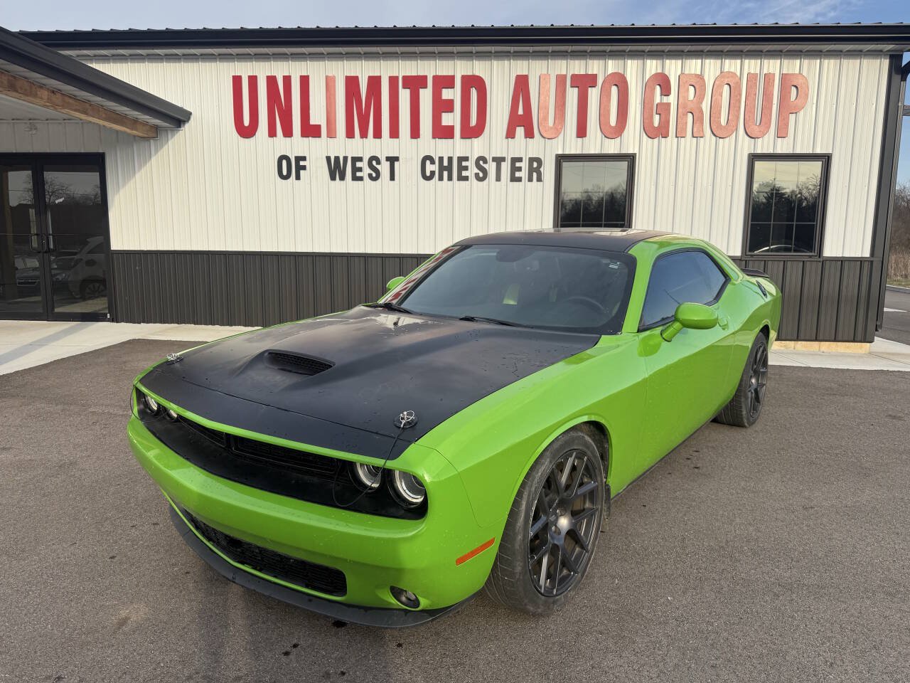 Used 2017 Dodge Challenger R/T w/ Quick Order Package 28P T/A RWD image 1