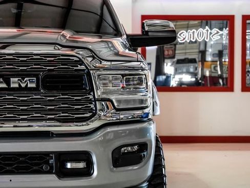 Used 2021 RAM 2500 Limited AWD/4WD image 45