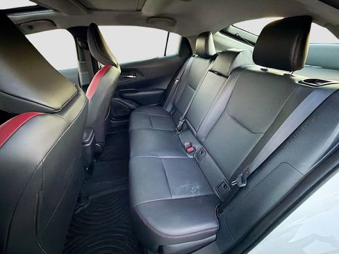 Used 2024 Toyota Prius Prime FWD image 23