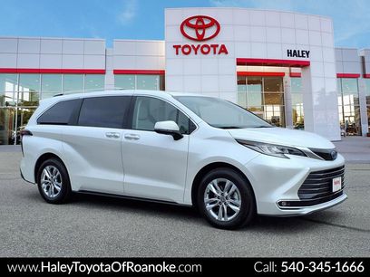 Used 2025 Toyota Sienna Limited