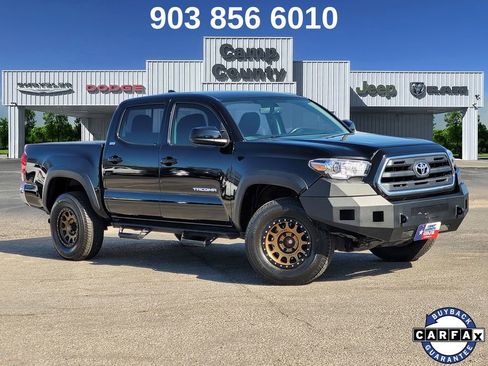 Used 2017 Toyota Tacoma SR5 image 1