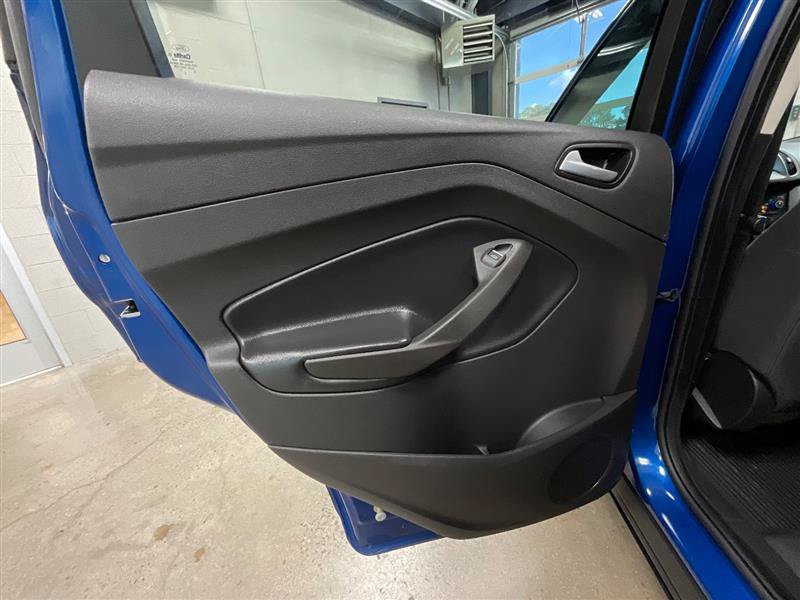 Used 2019 Ford Escape SE FWD image 21